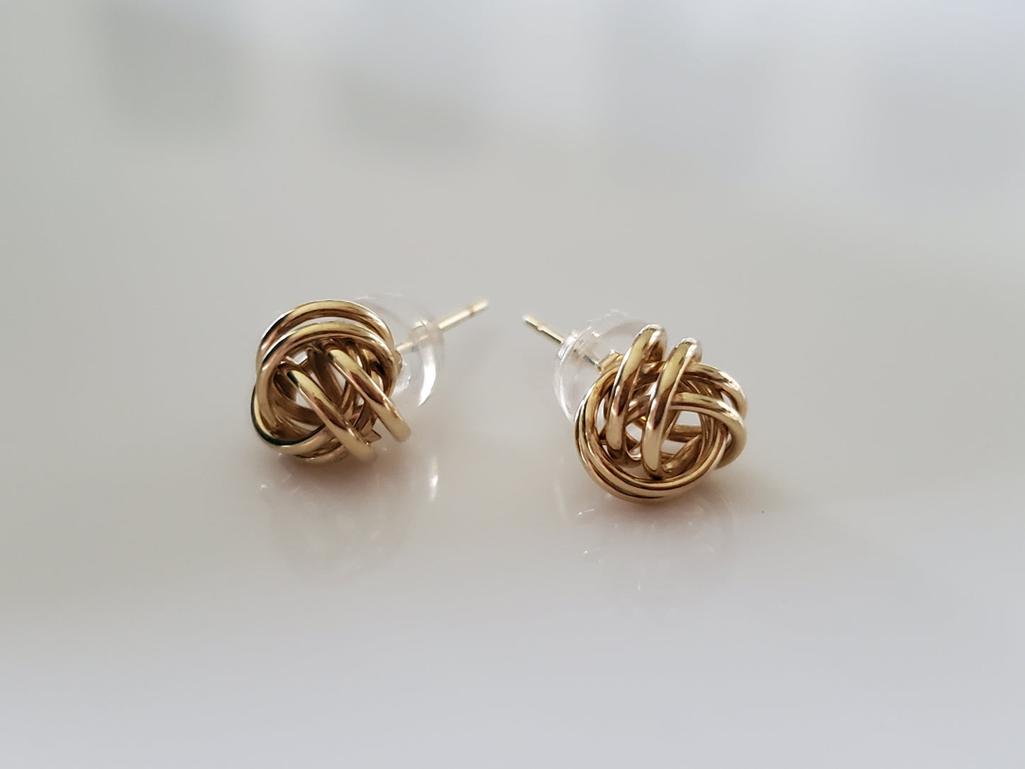 14K Gold Love 7.5mm Knot Stud Earrings