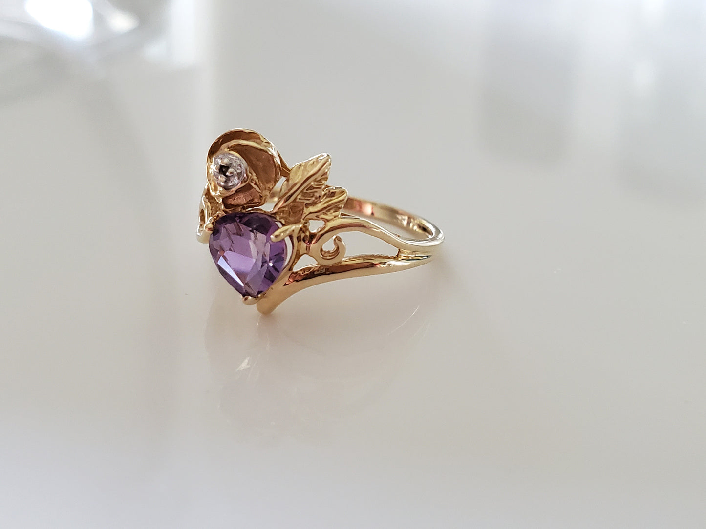 14K Gold - Vintage Heart Amethyst and Diamond Rose Ring