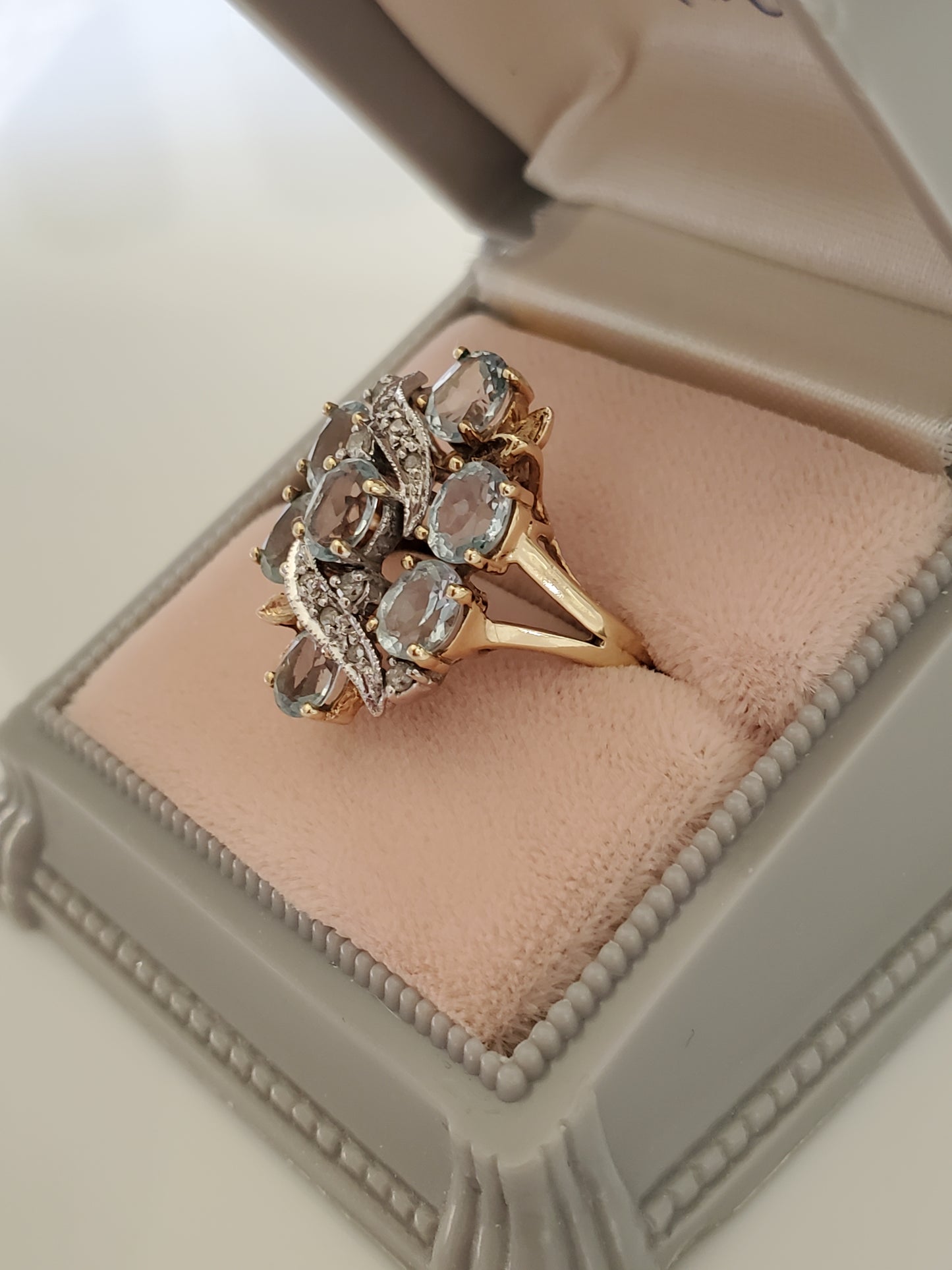 Vintage Aquamarine and Diamond 10K Solid Gold Cocktail Ring