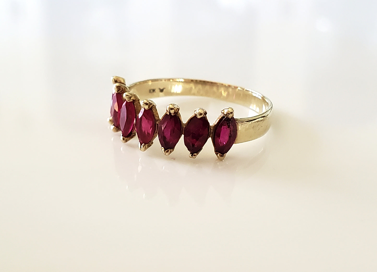 Vintage 10K Solid Gold Pink Marquise Spinel Ring