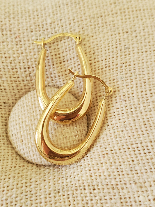 14K Solid Gold Light-weight Oval Hoop Earrings