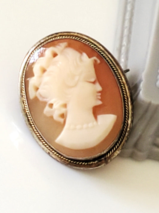 Vintage 800 Silver Hand-carved Shell Cameo with Victorian Lady Brooch Pendant