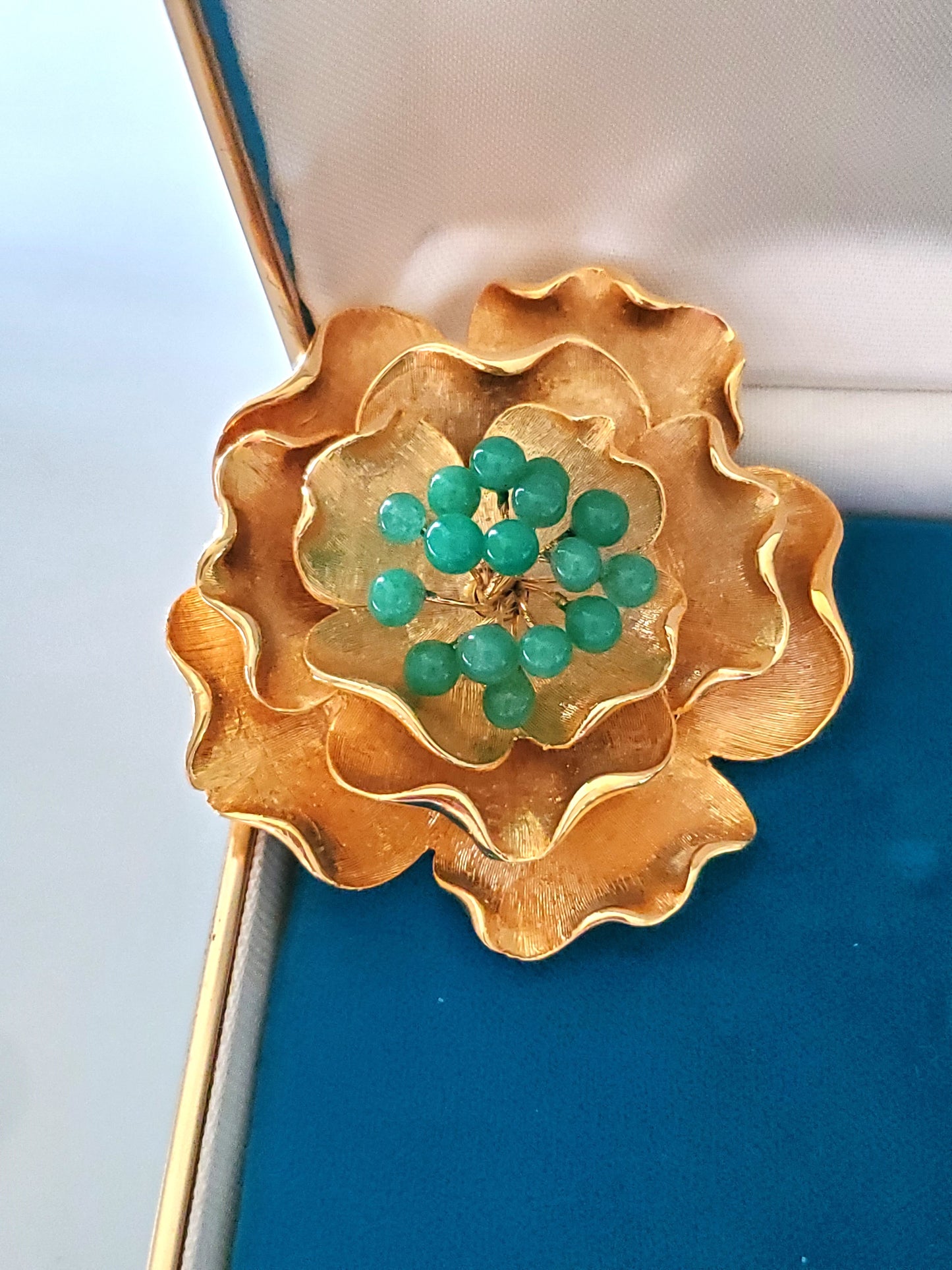 Vintage Large Gold-tone Flower Brooch with Green Glass Buds