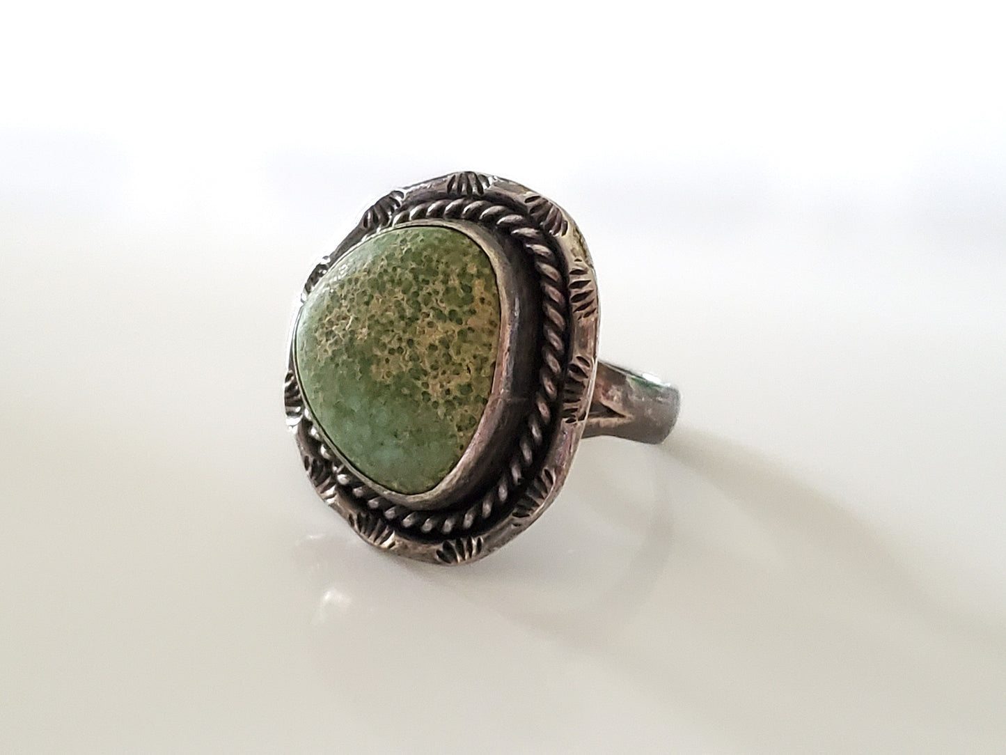 Vintage Green Turquoise Ring