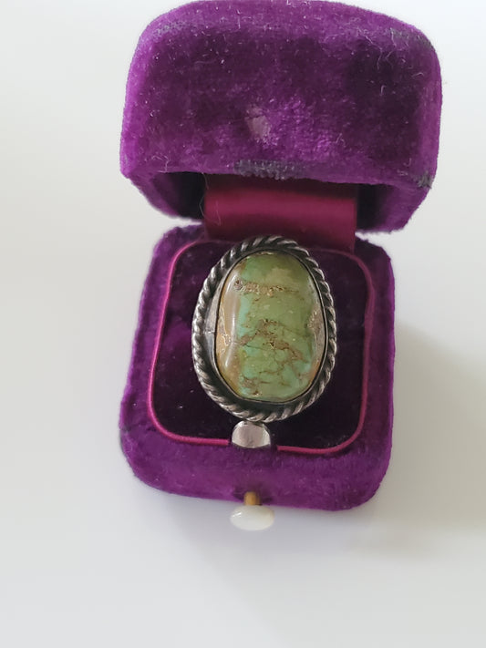 Vintage Southwestern Green Turquoise Silver Ring