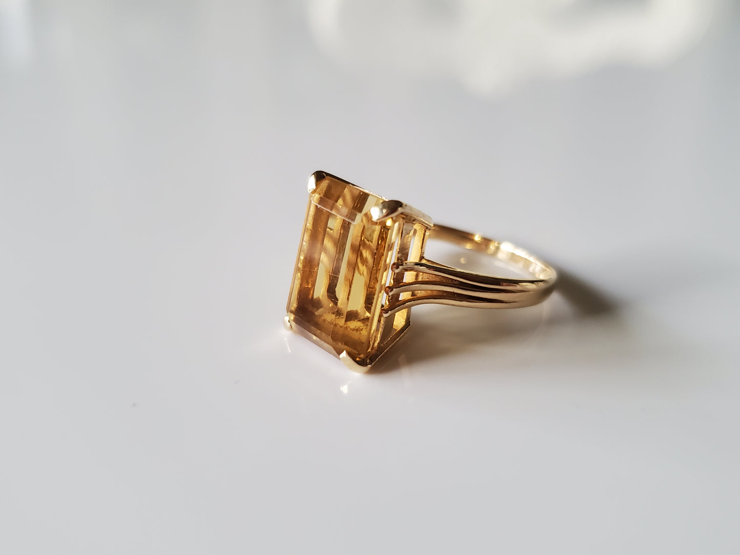 Vintage 14K Solid Gold Emerald cut Citrine Ring