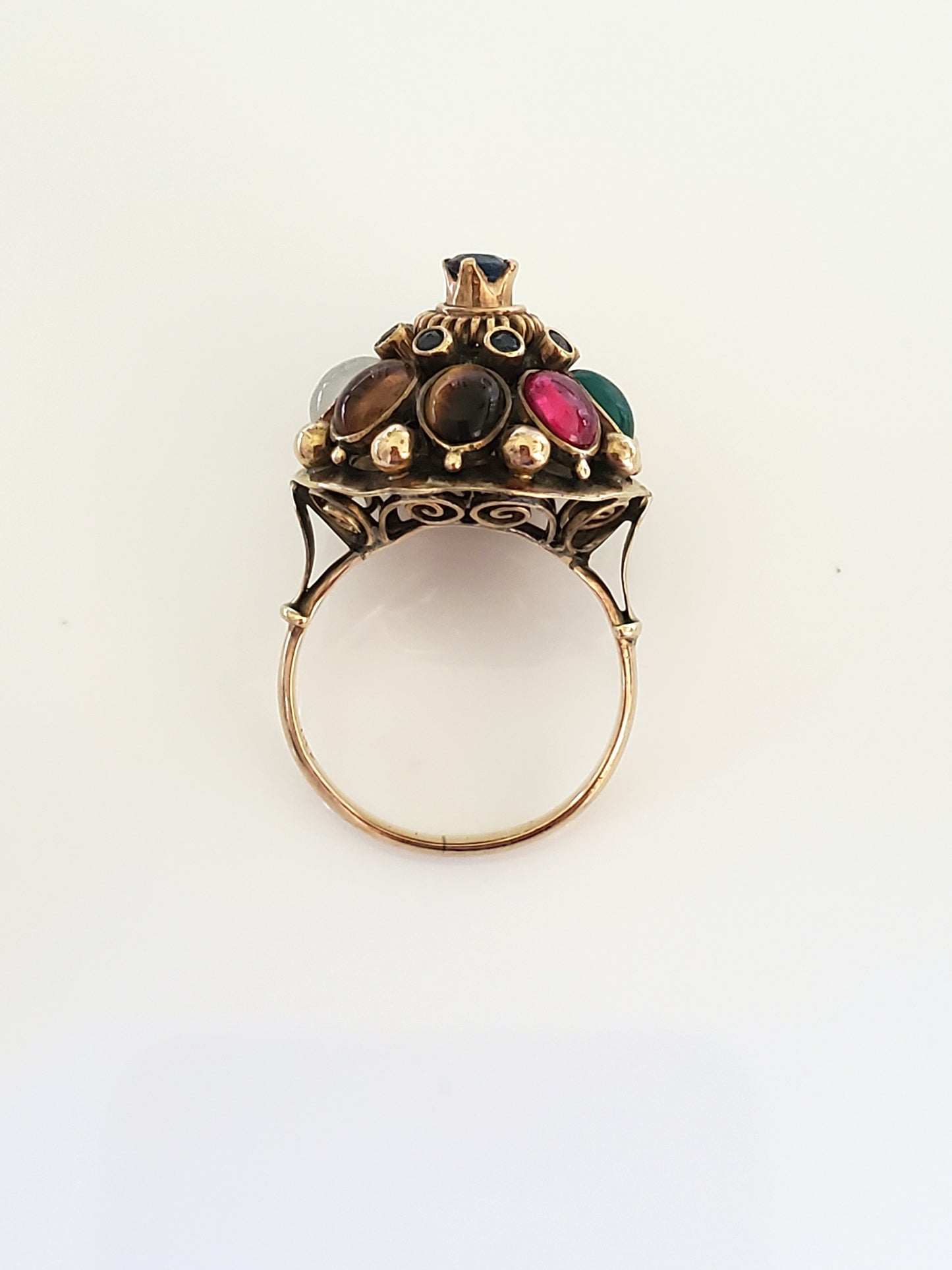 Vintage 1950s Thai Princess Ring – 14K Gold