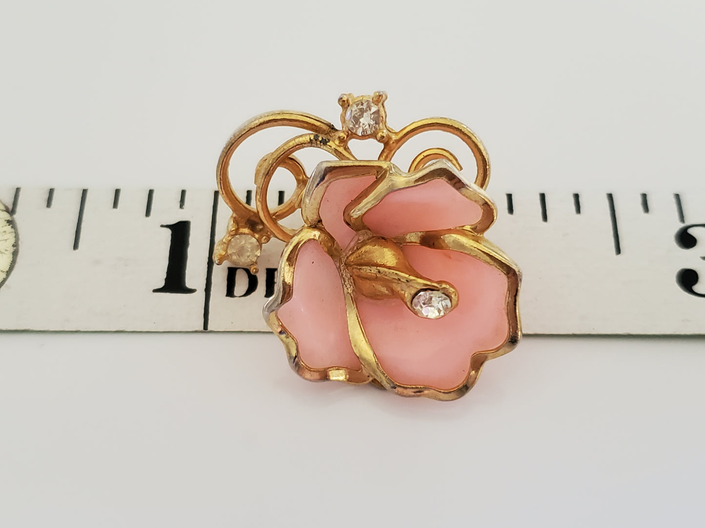 Vintage Pink Milk Glass Floral Clip On Earrings