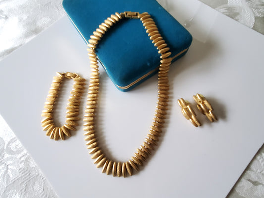 Vintage 1990s Gold-brushed Costume Set - Necklace, Bracelet and Earrings