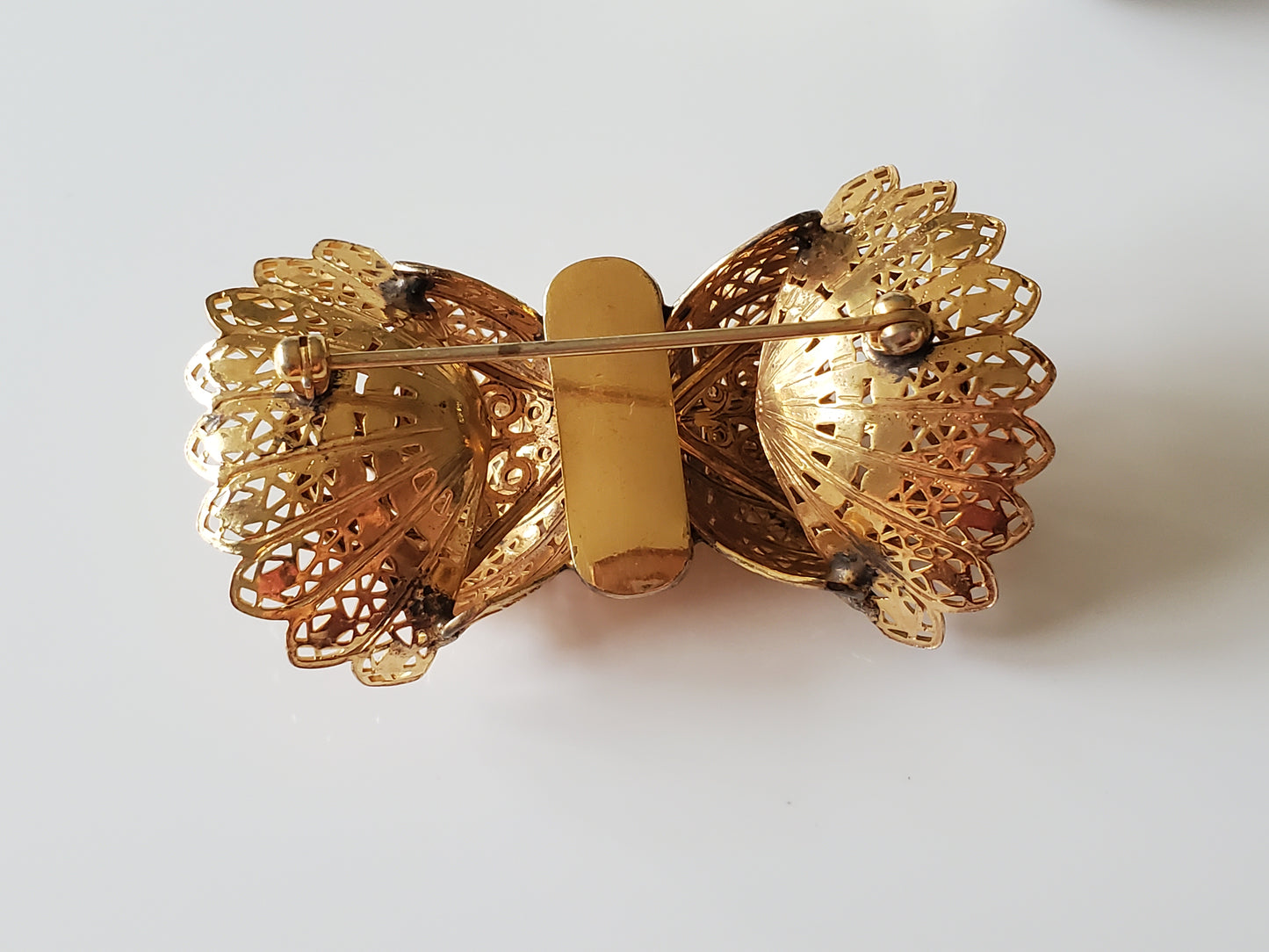 Vintage Gold-fill Filigree Bow-tie Brooch