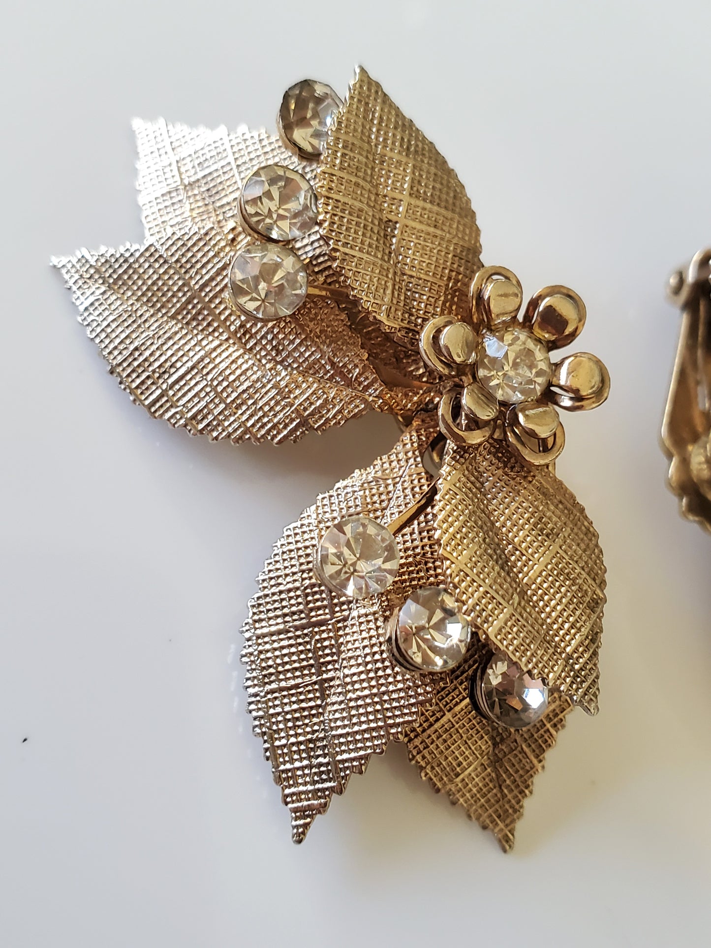 Vintage Mid-Century Textured Leaf Rhinestone Clip-On Earrings