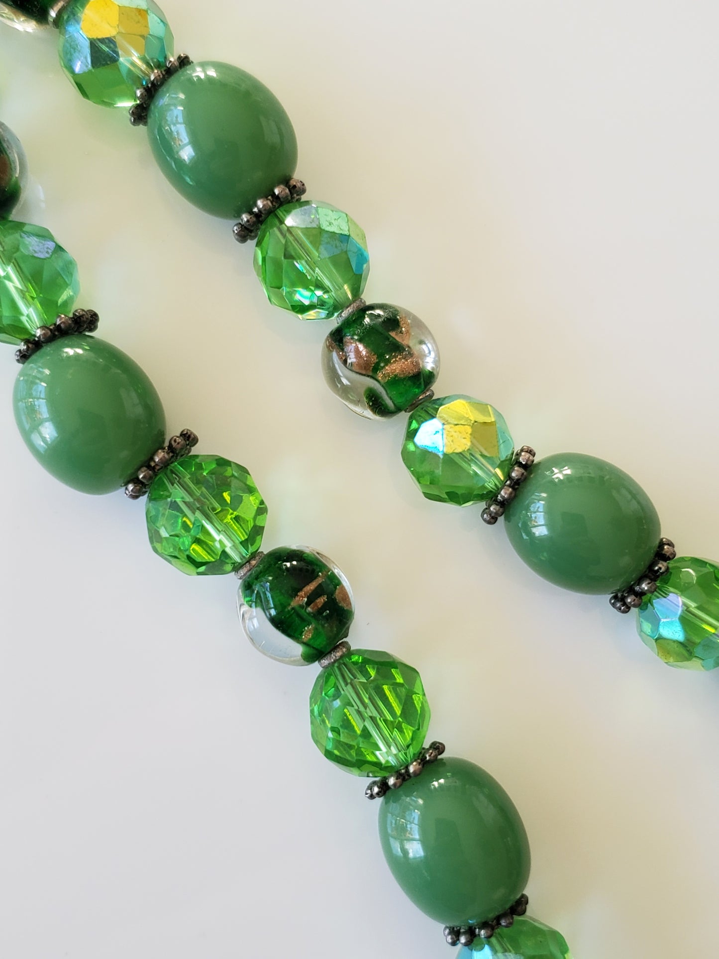 Green Glass Beaded Choker Necklace