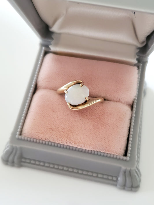 Vintage 10K Gold Opal Bypass Ring