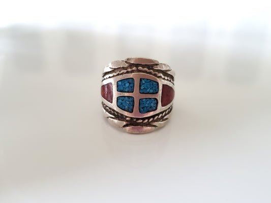 Vintage Southwestern Crushed Turquoise and Coral Sterling Silver Mens Ring