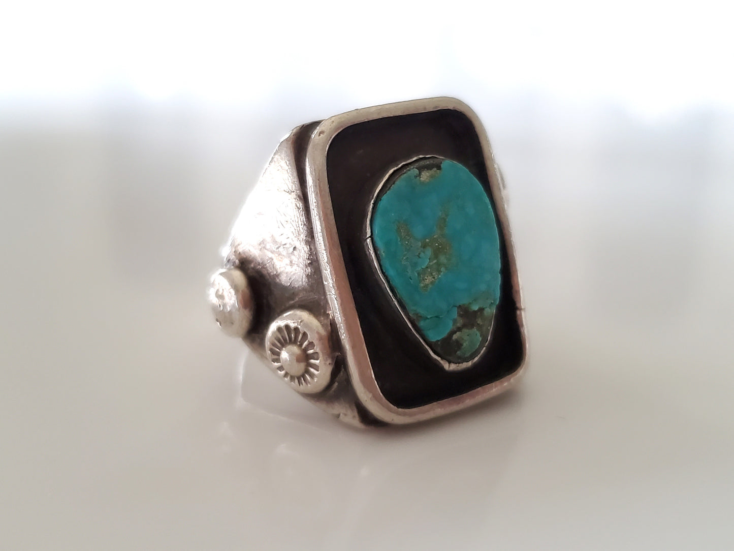 Vintage Native American Repose Shadow Box Men’s Ring