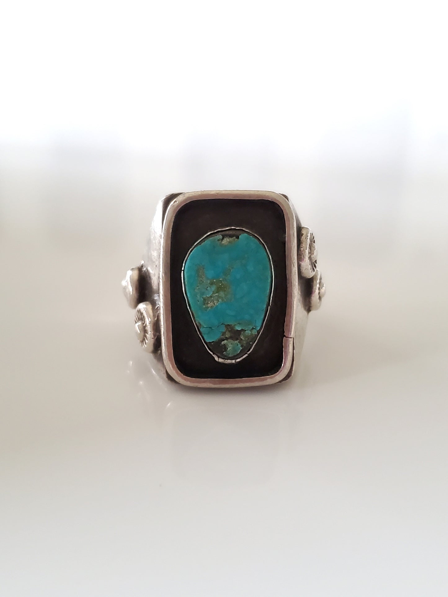 Vintage Native American Repose Shadow Box Men’s Ring