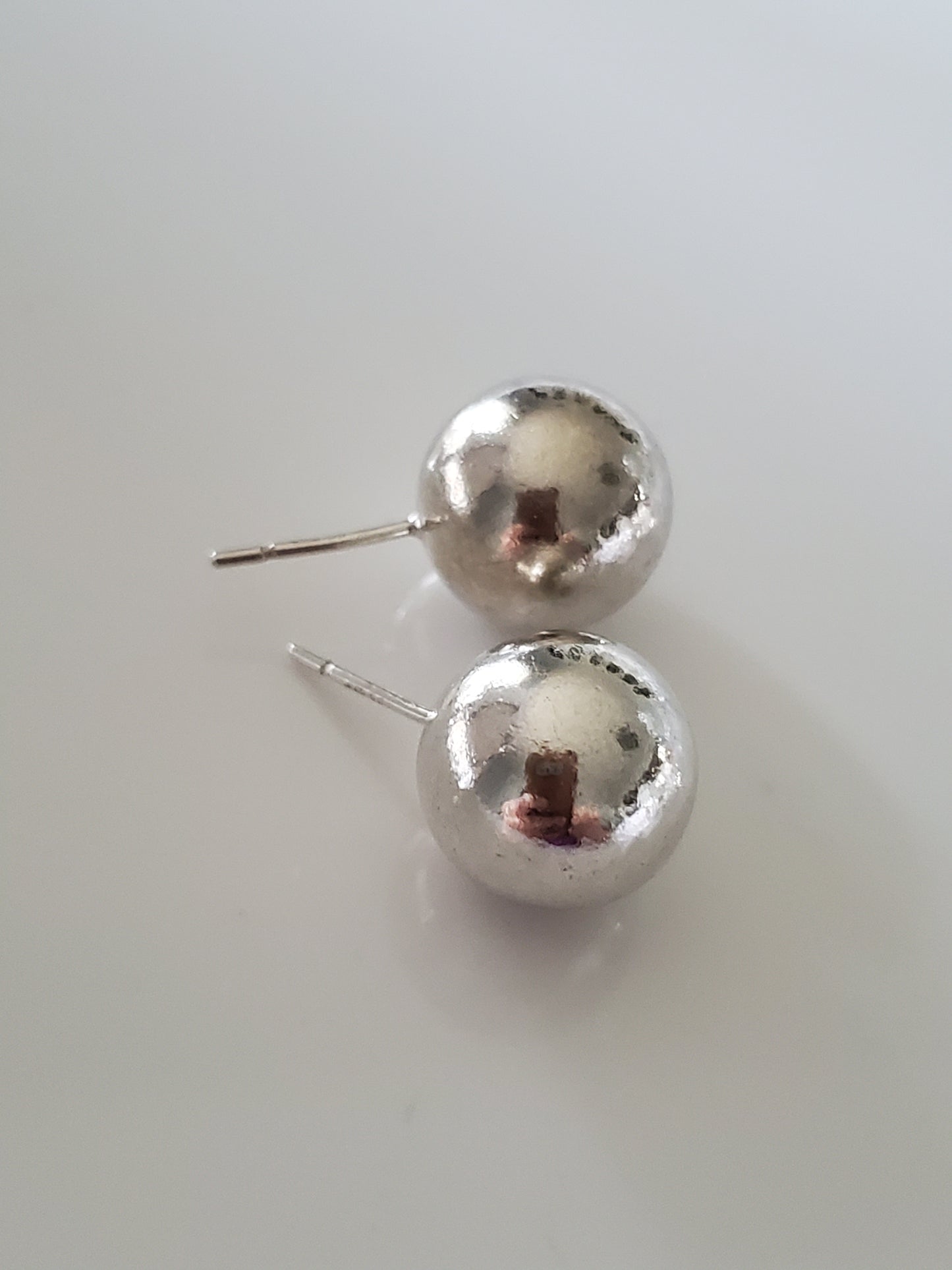 Vintage Sterling Silver Hollow Ball Stud Earrings