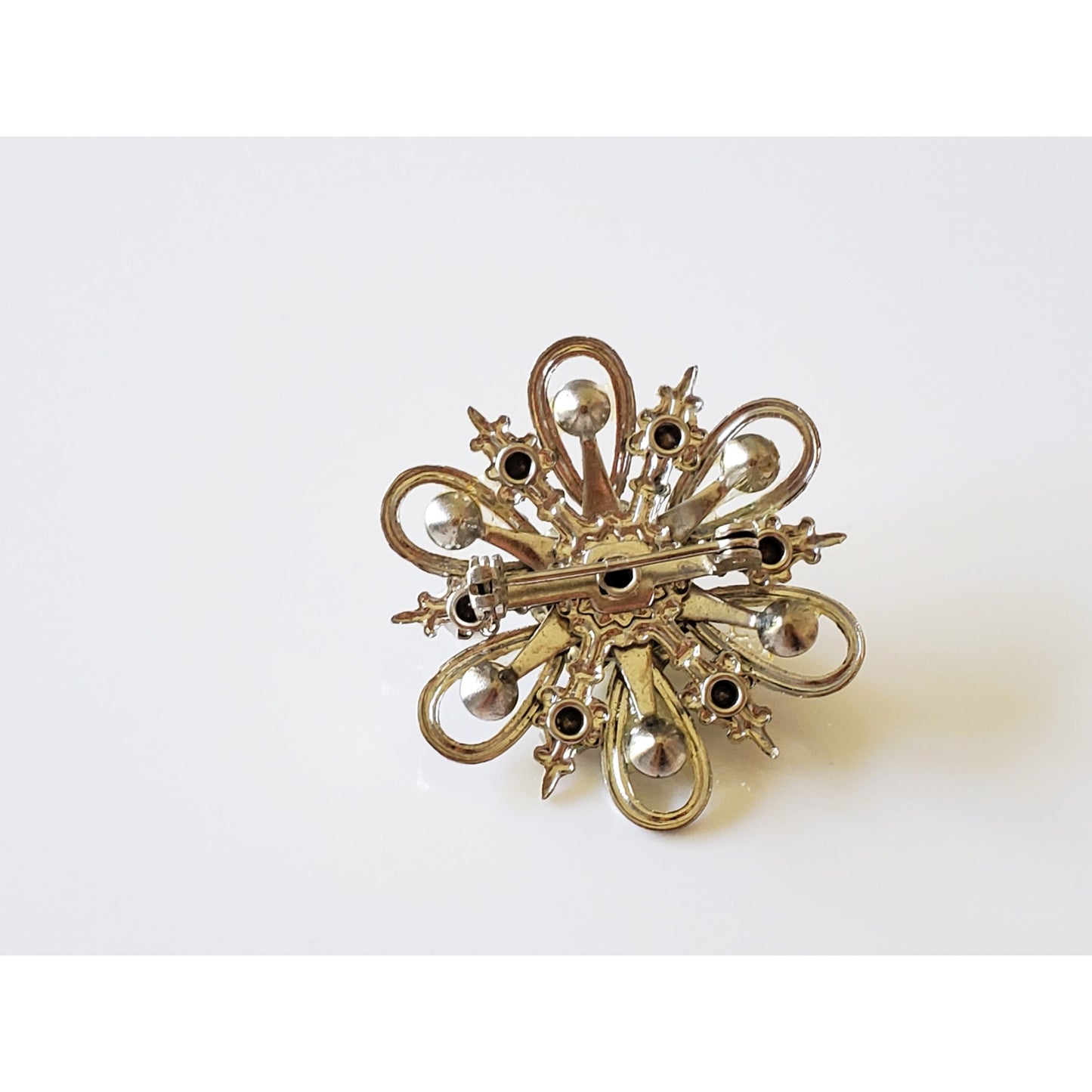 Vintage Lot of 3 Snowflake Silver Tone Brooches
