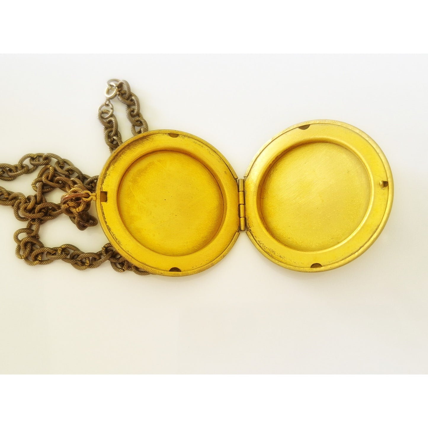 Vintage Large Round Ornate Locket Chain Necklace