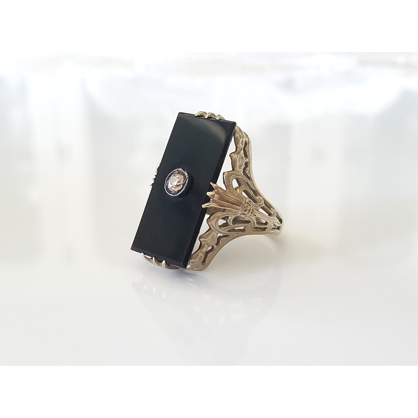 Vintage Art Deco 14K Gold Ostby Barton Onyx and Diamond FIligree Ring