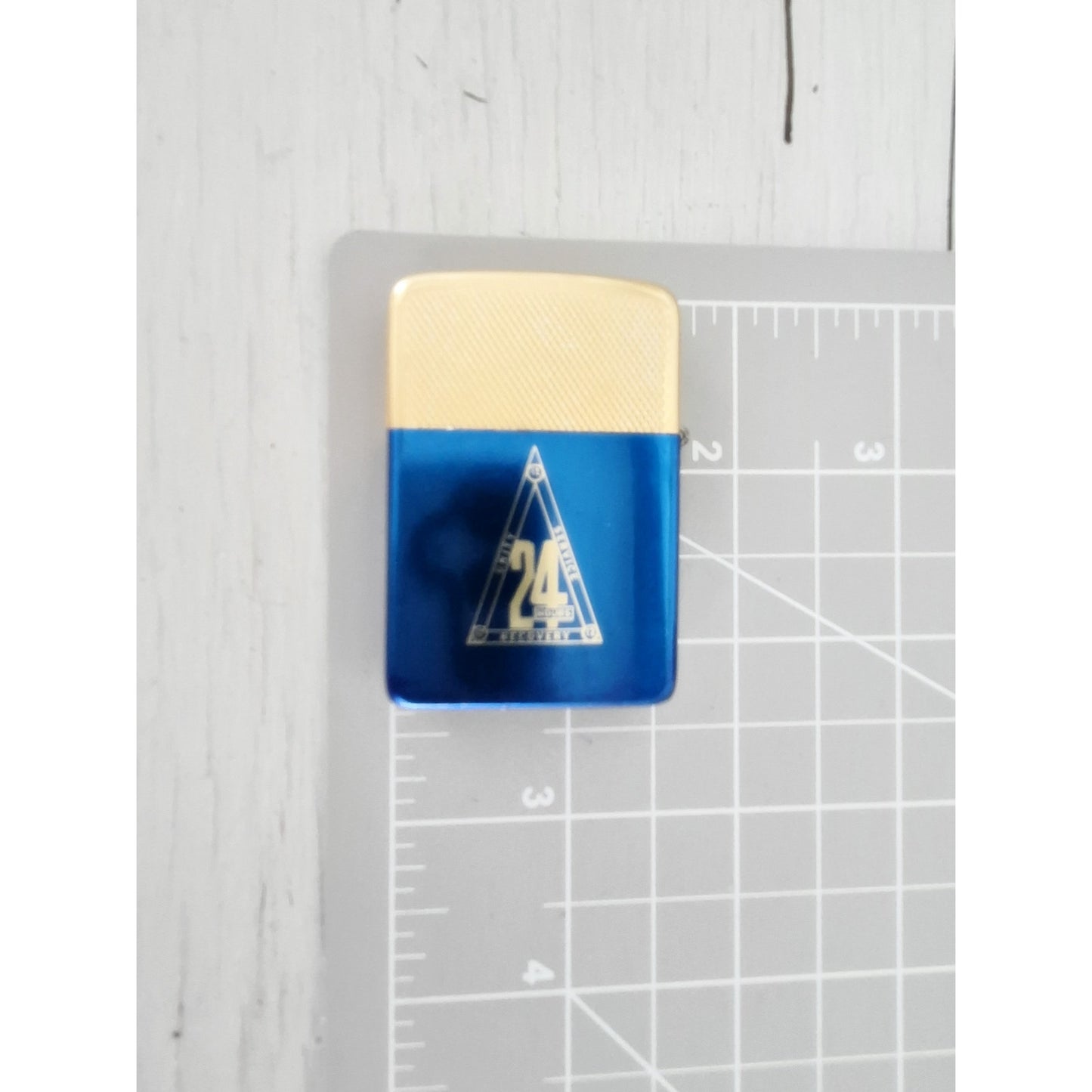 Vintage Blue and Gold Park Cigarette Lighter