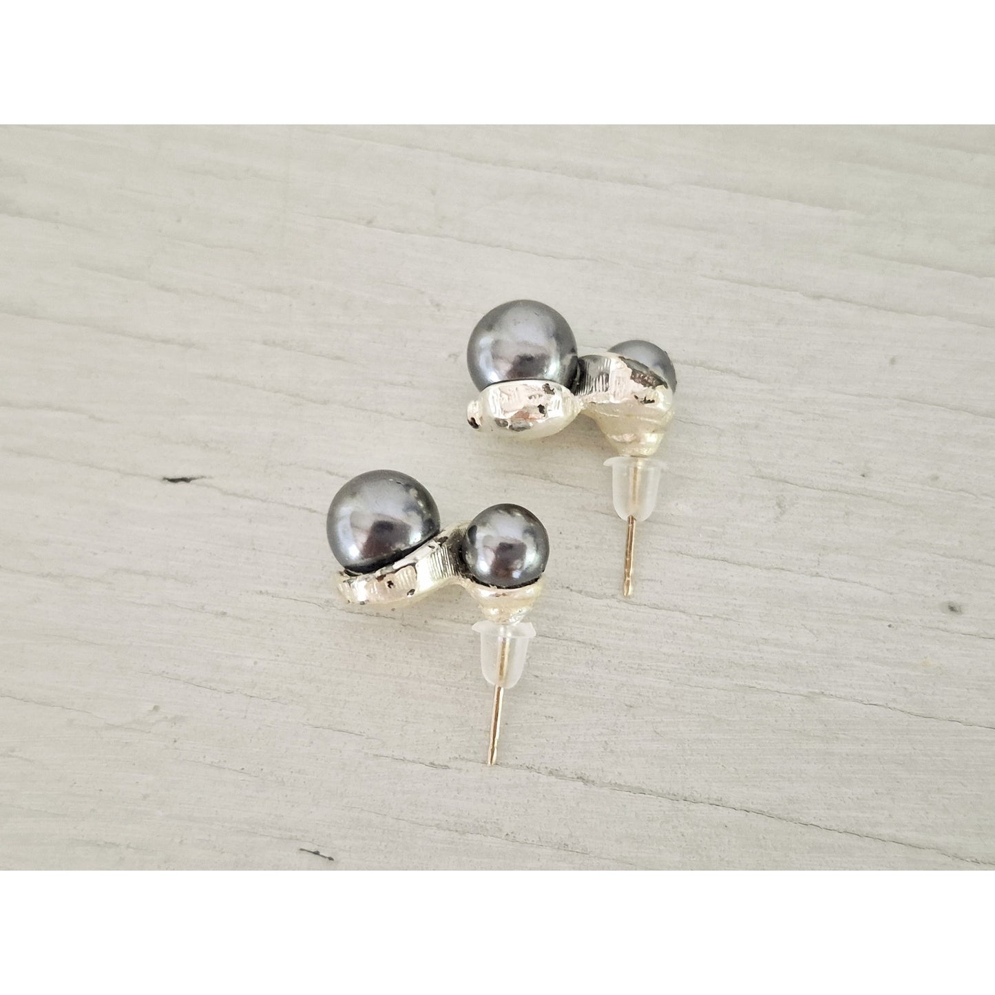 14K White Gold Tahitian Pearl Necklace with Faux Pearl Earrings