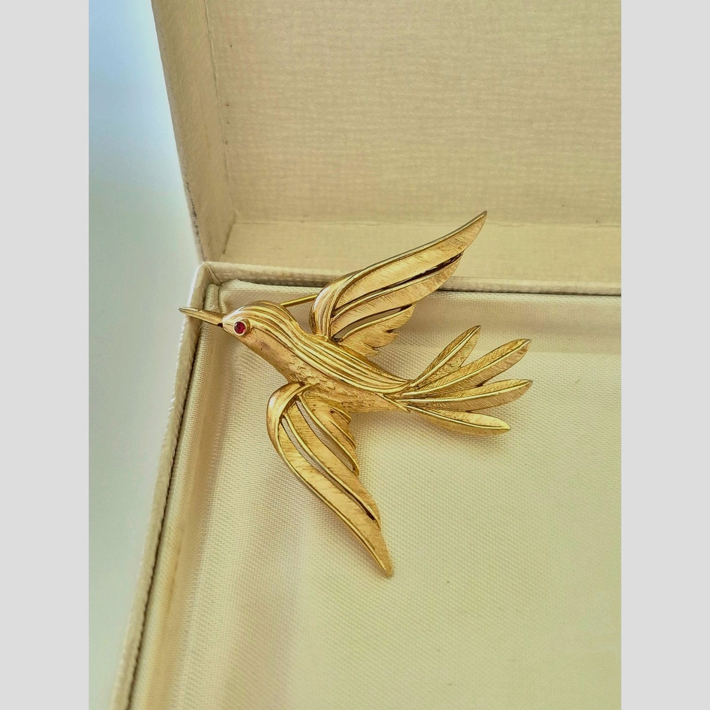 Vintage MCM Crown Trifari Brushed Gold-tone Red Glass Eye Flying Bird Pin Brooch