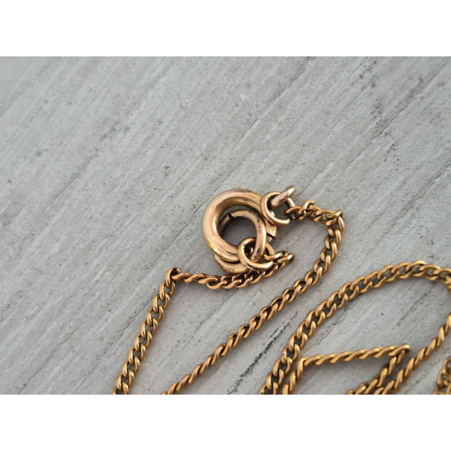 Vintage Victorian Scroll Etched Heart Locket Necklace