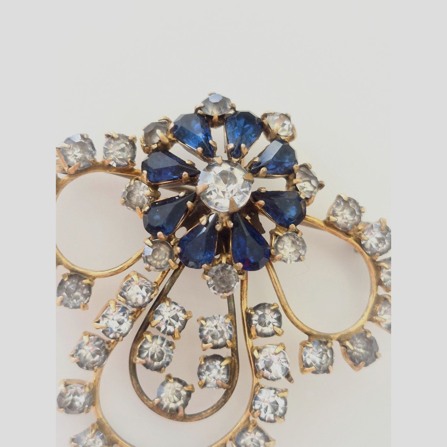 Vintage 1940s Blue and Clear Rhinestone Brooch Pendant