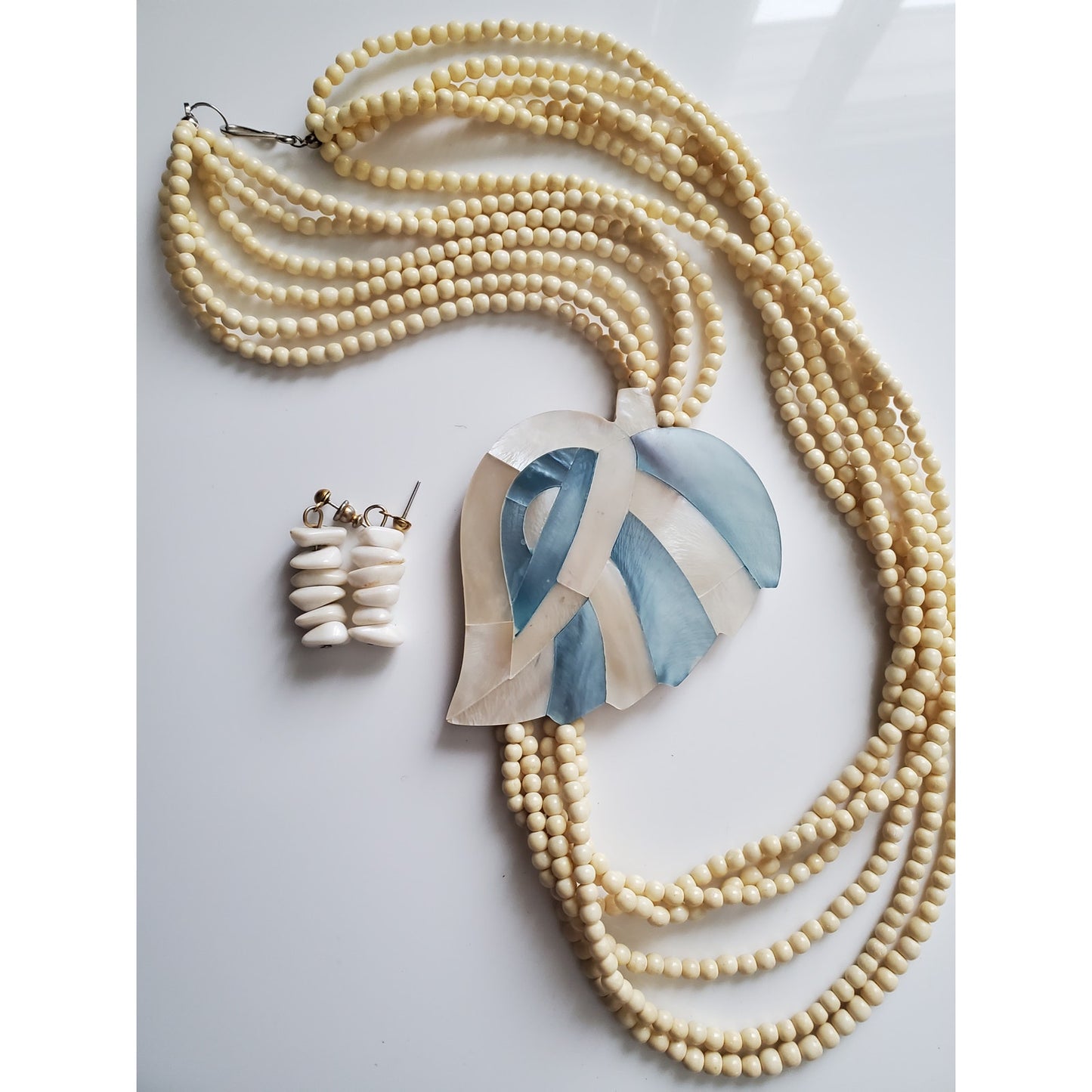 Vintage Leaf White Beaded Necklace and Earring Set