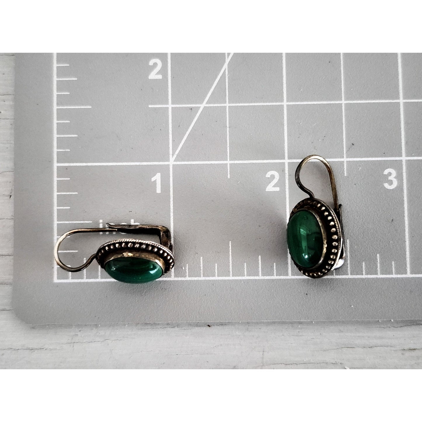 Vintage Sterling Silver Southwestern Navajo Malachite Earrings