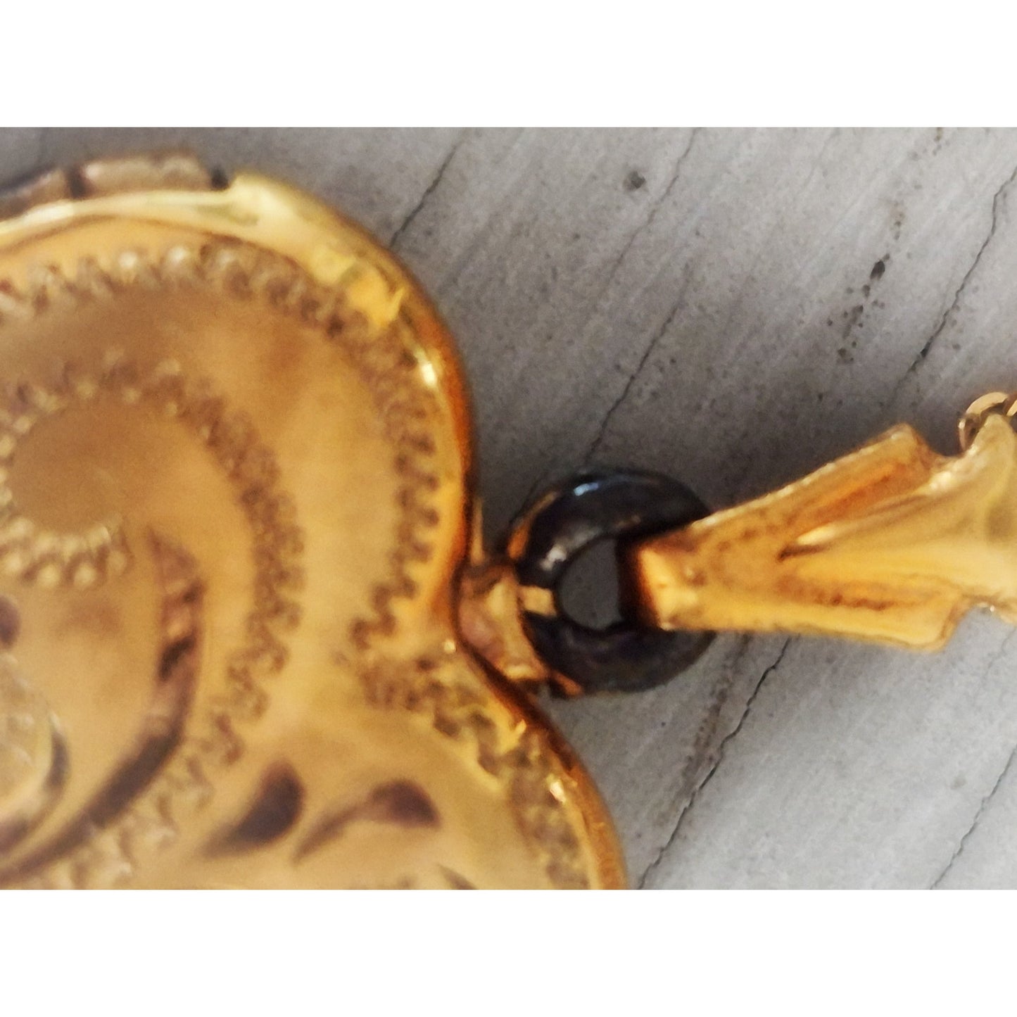 Vintage Gold-fill Diamond Etched Floral Heart Locket