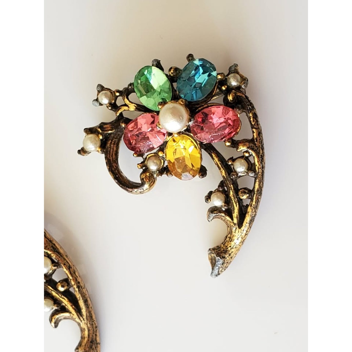 Vintage Mid-Century Pastel Floral Rhinestone and Pearl Brooch Set