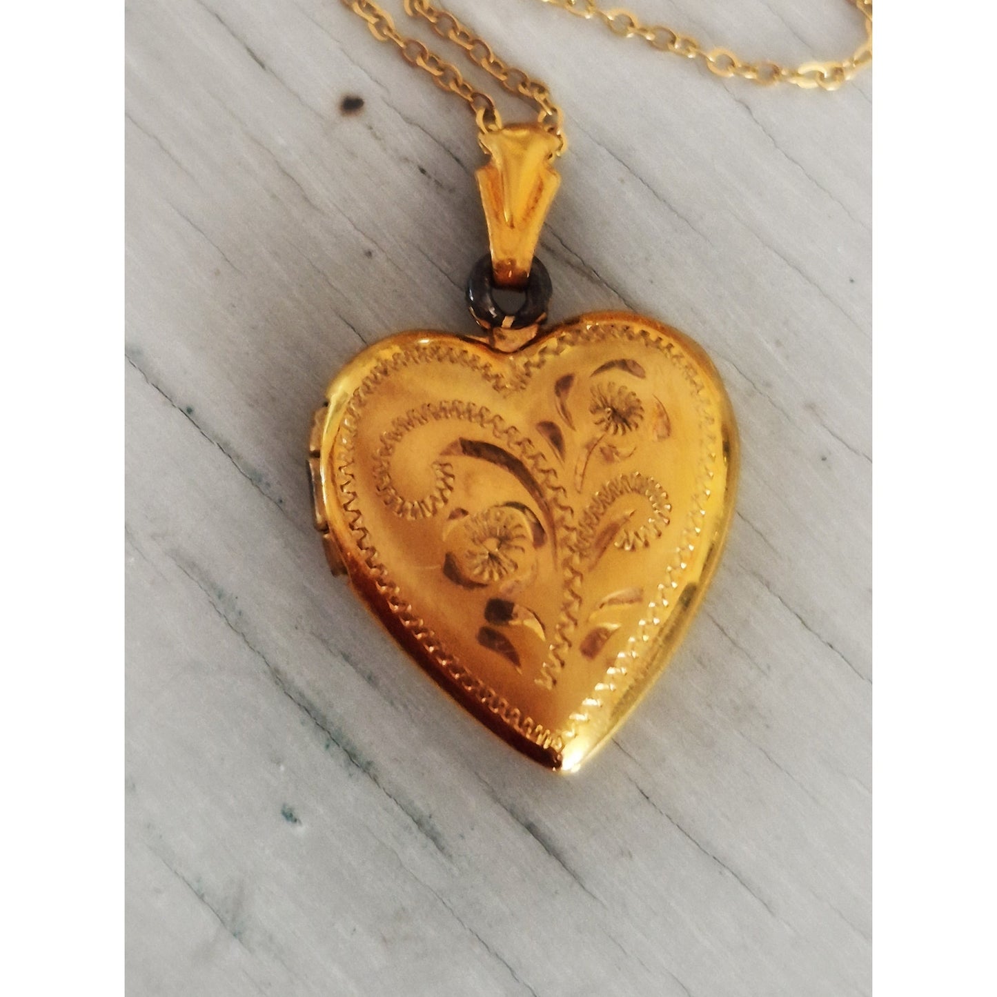 Vintage Gold-fill Diamond Etched Floral Heart Locket
