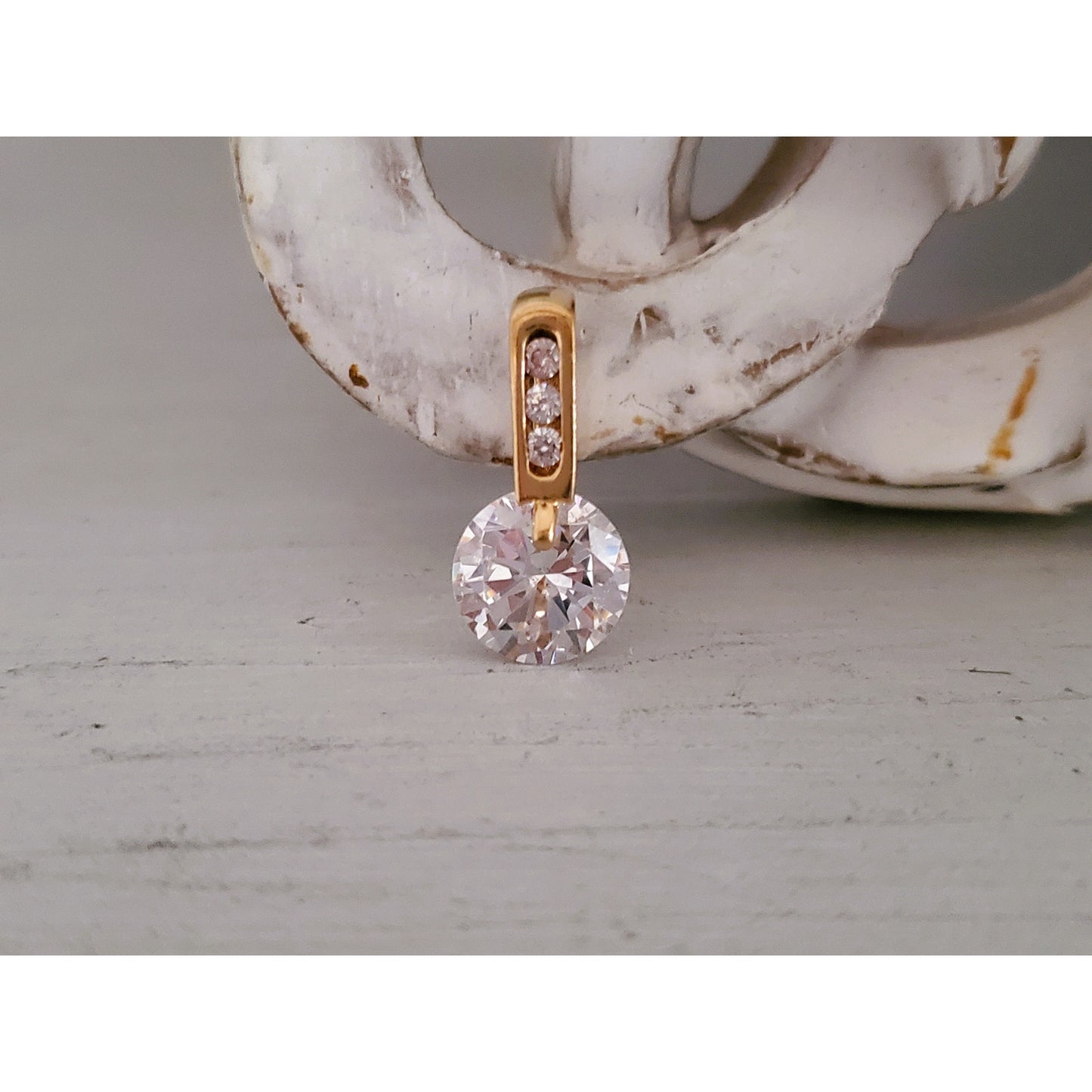 Vintage 14K Yellow Gold Cubic Zirconia Statement Drop Pendant