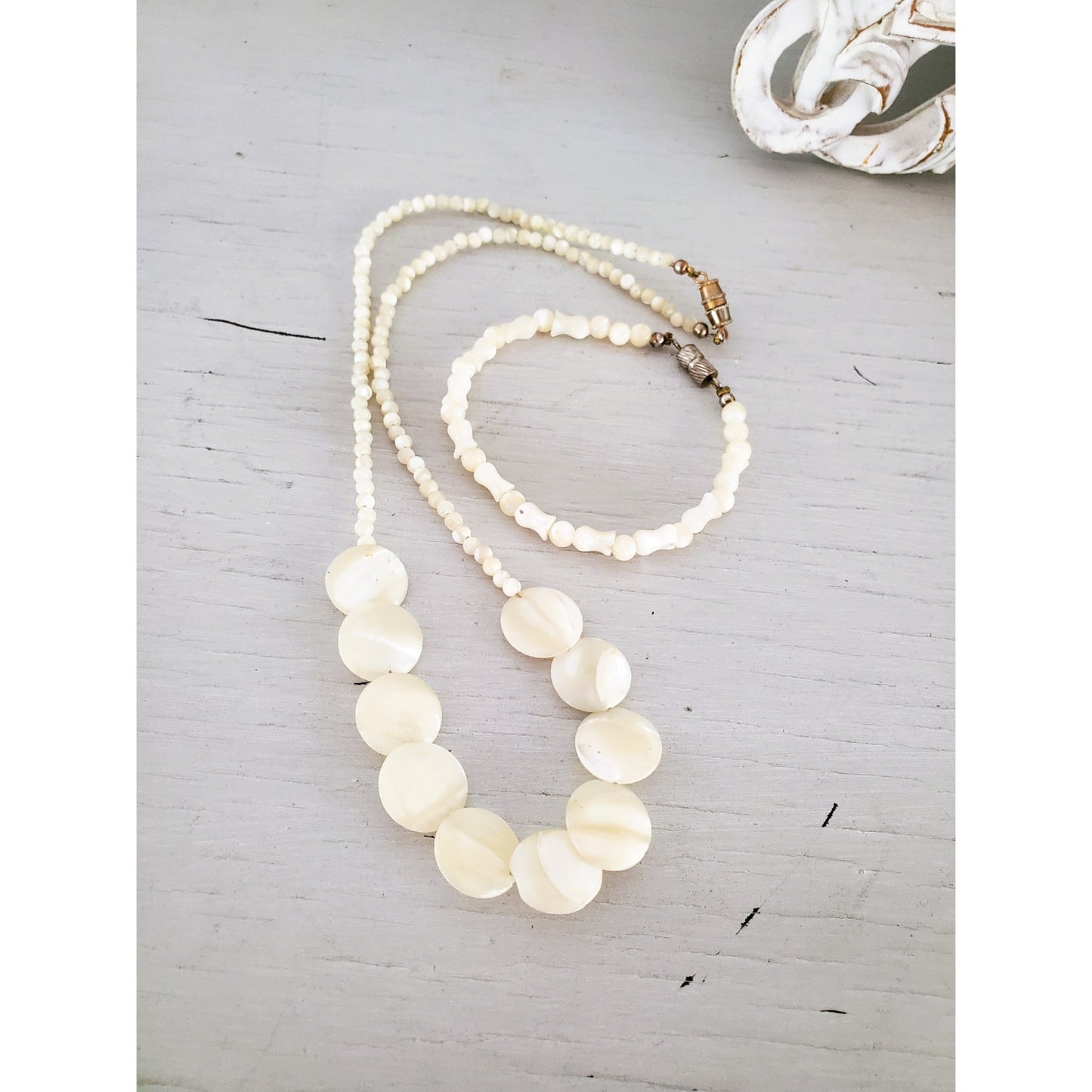 Vintage Mother of Pearl Necklace and Bracelet Set