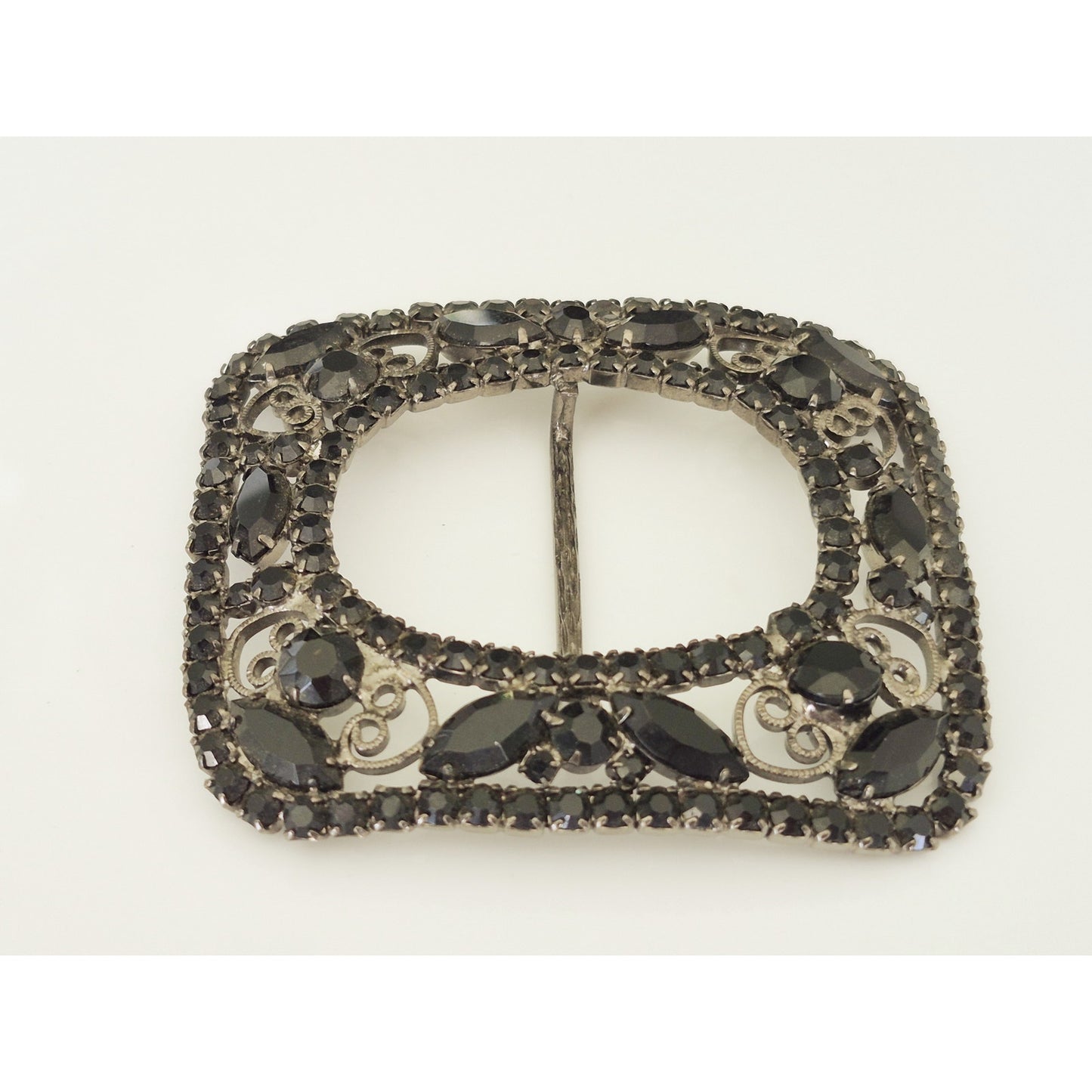 Vintage Juliana D&E Belt Buckle Jet Black Filigree Scroll Heart