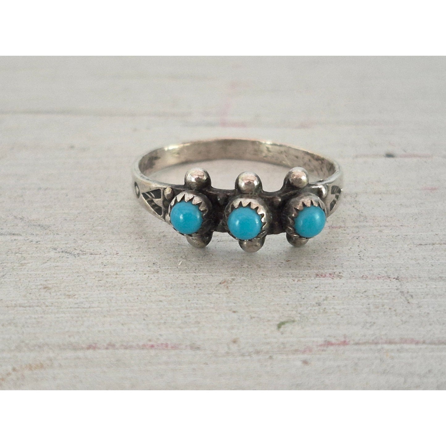 Vintage Bell Trading Post Native American Snake Eye Turquoise Ring Band