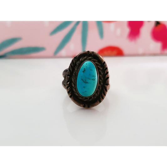 Vintage Sterling Silver and Turquoise Oval Navajo Ring