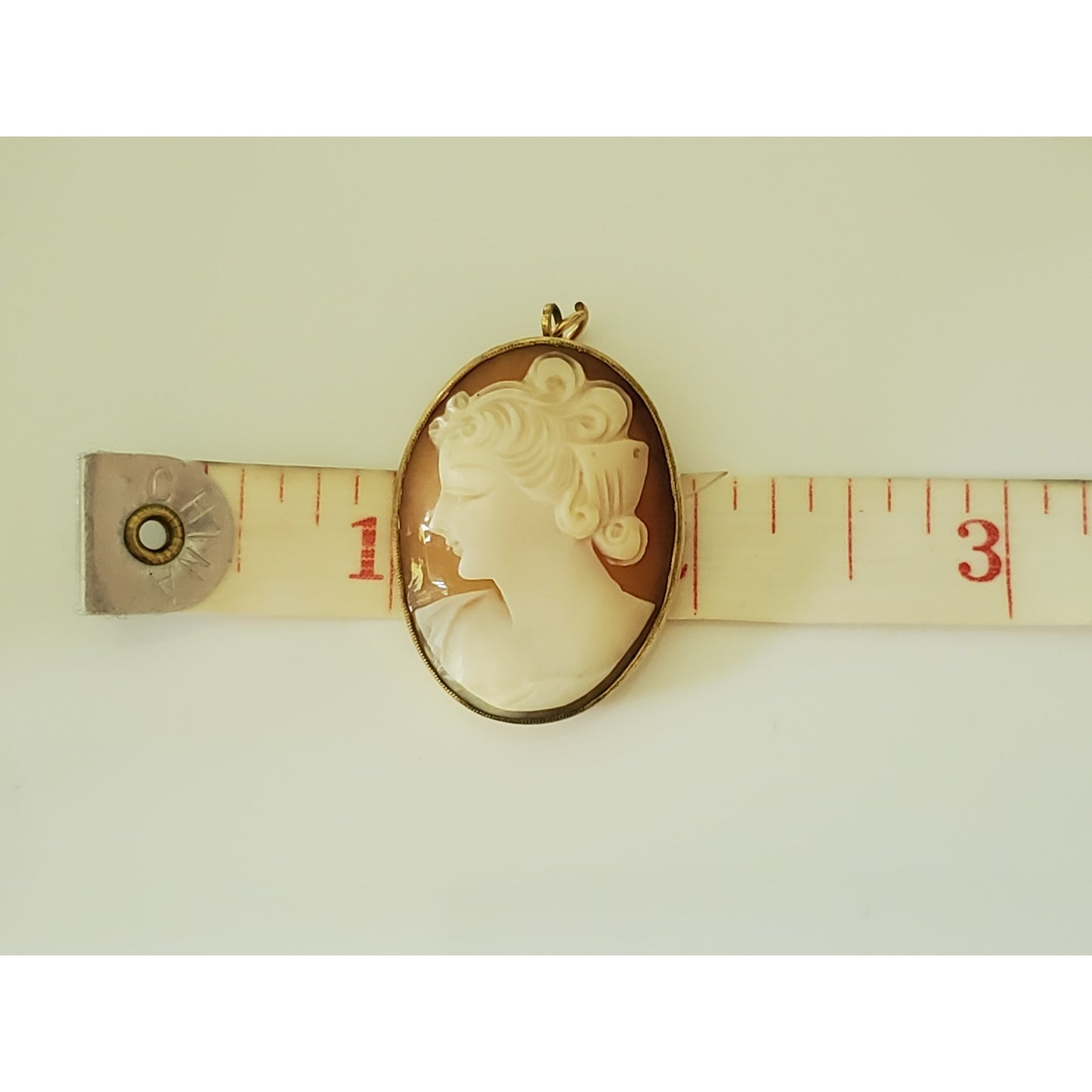 Vintage Gold Fill Hand Carved Cameo Brooch Pendant
