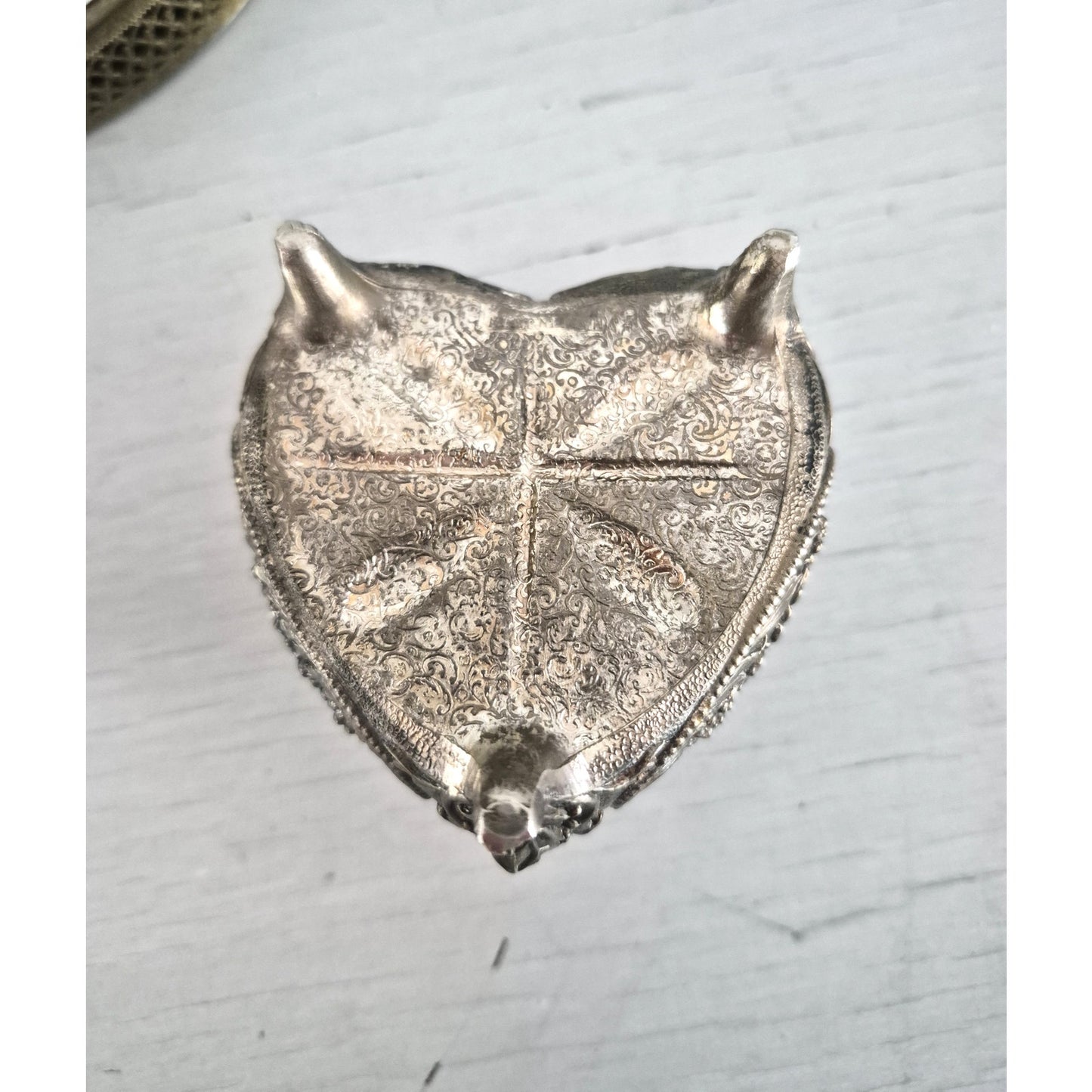 Vintage Victorian Lady Heart Floral 3 Footed Trinket Box