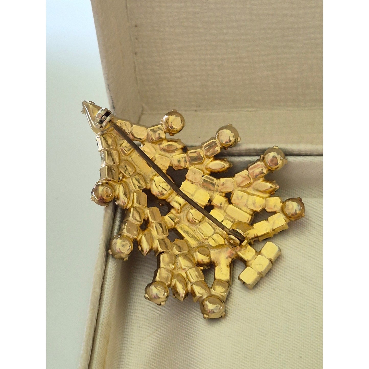 Vintage Christmas Tree Brooch