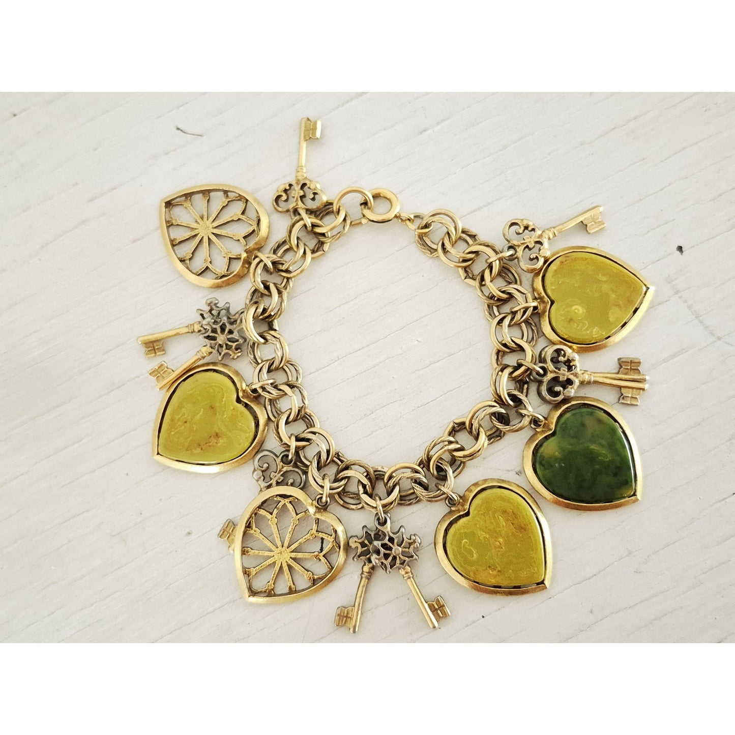 Vintage Marbled Olive Green Yellow Blue Moon Bakelite Hearts Keys Bracelet
