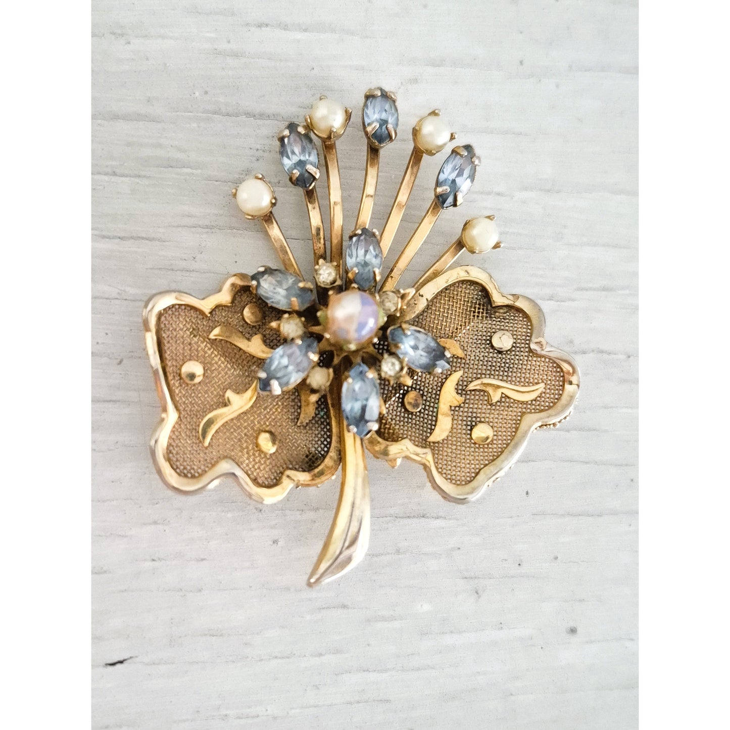 Vintage Gold Tone Blue Rhinestone and Faux Pearl Floral Brooch
