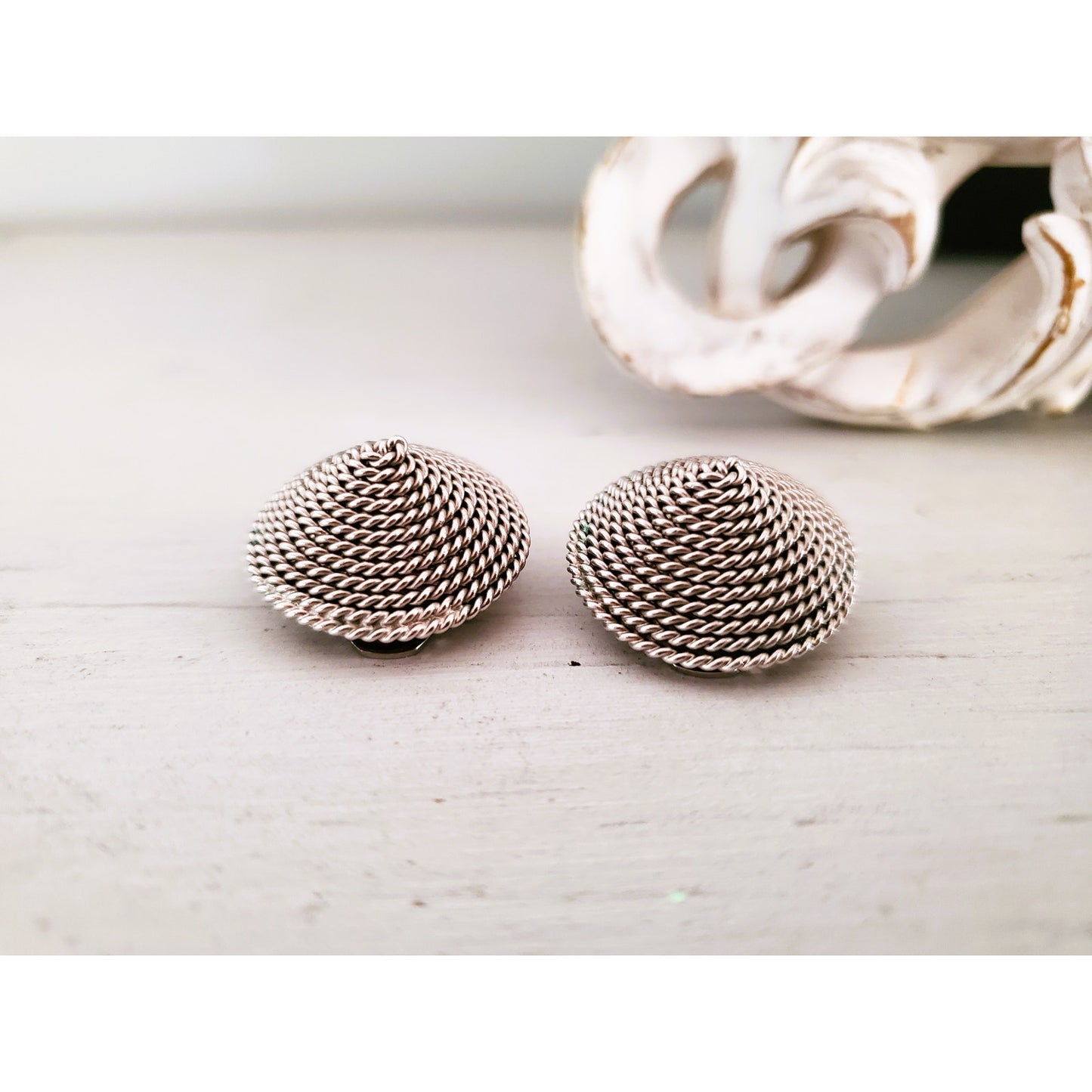 Vintage 1950s Napier Dome Rope Clip On Earrings