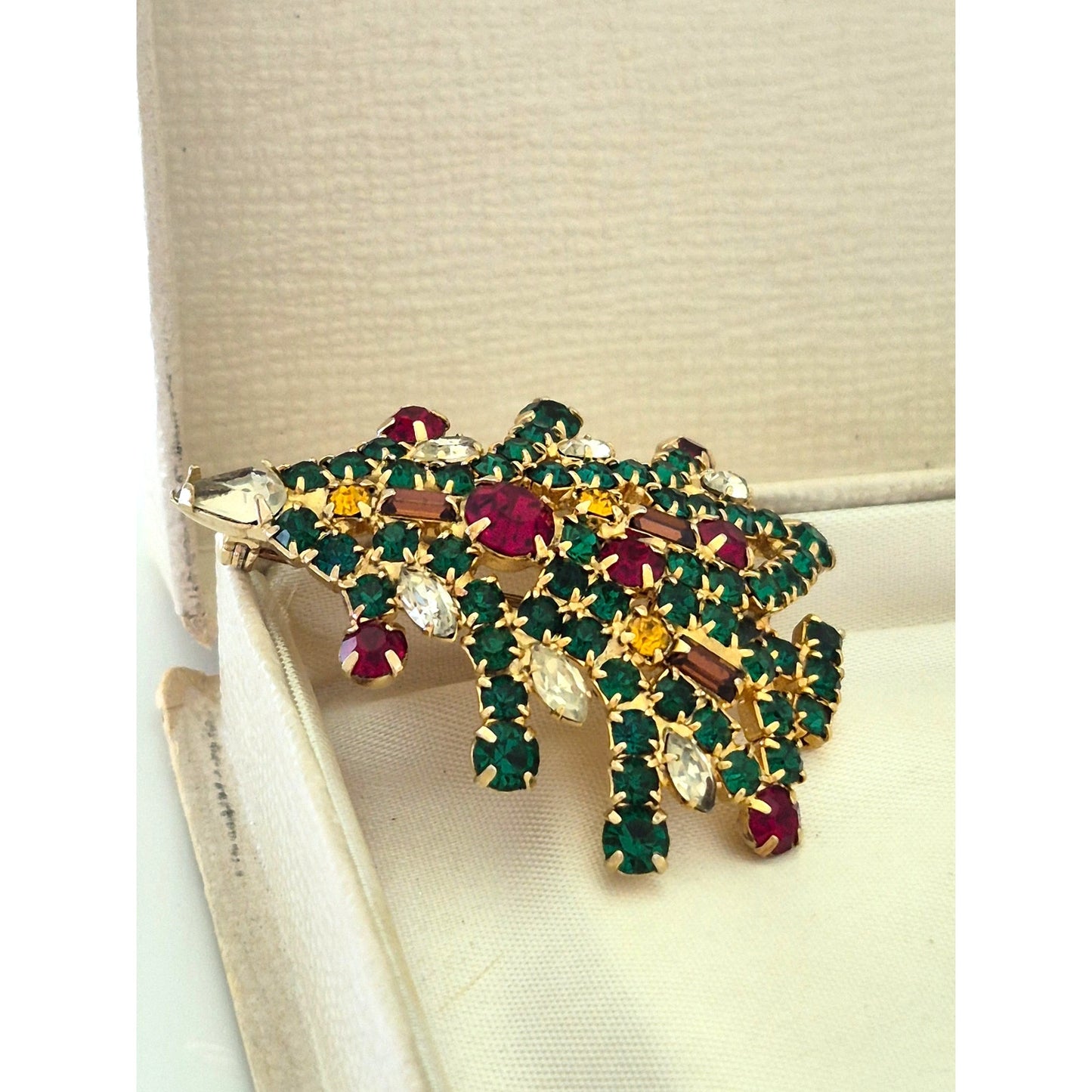 Vintage Christmas Tree Brooch