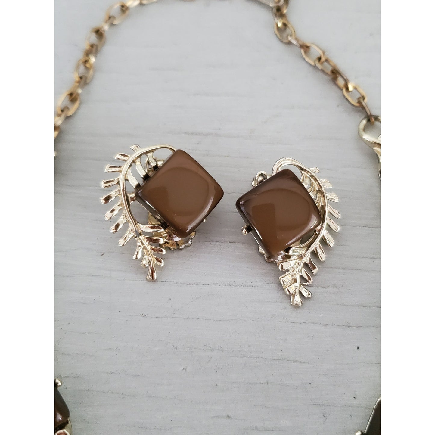 Vintage Thermoset Moonglow Chocolate Brown Necklace and Earrings Jewelry Set