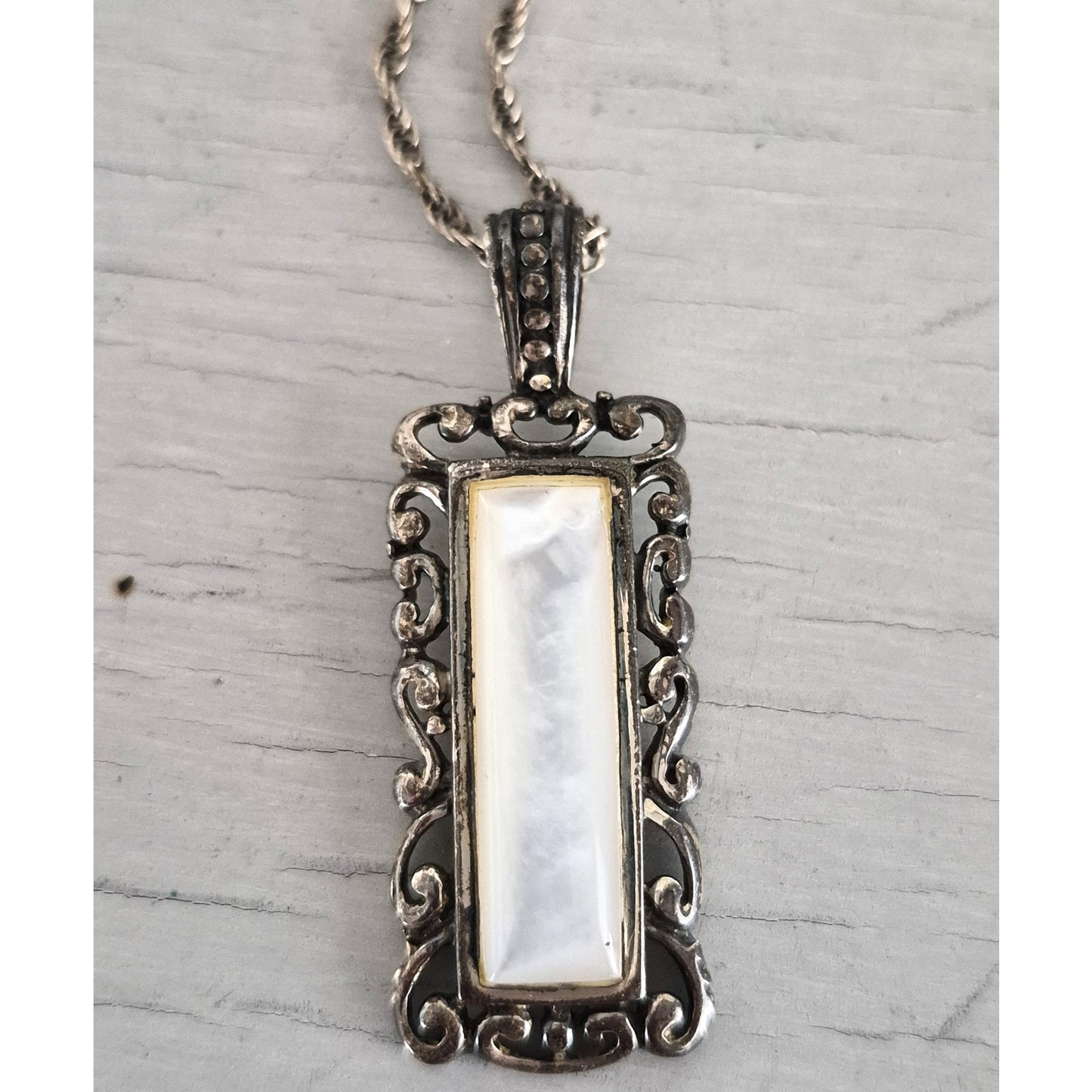 Vintage Sterling Silver Mother of Pearl Necklace