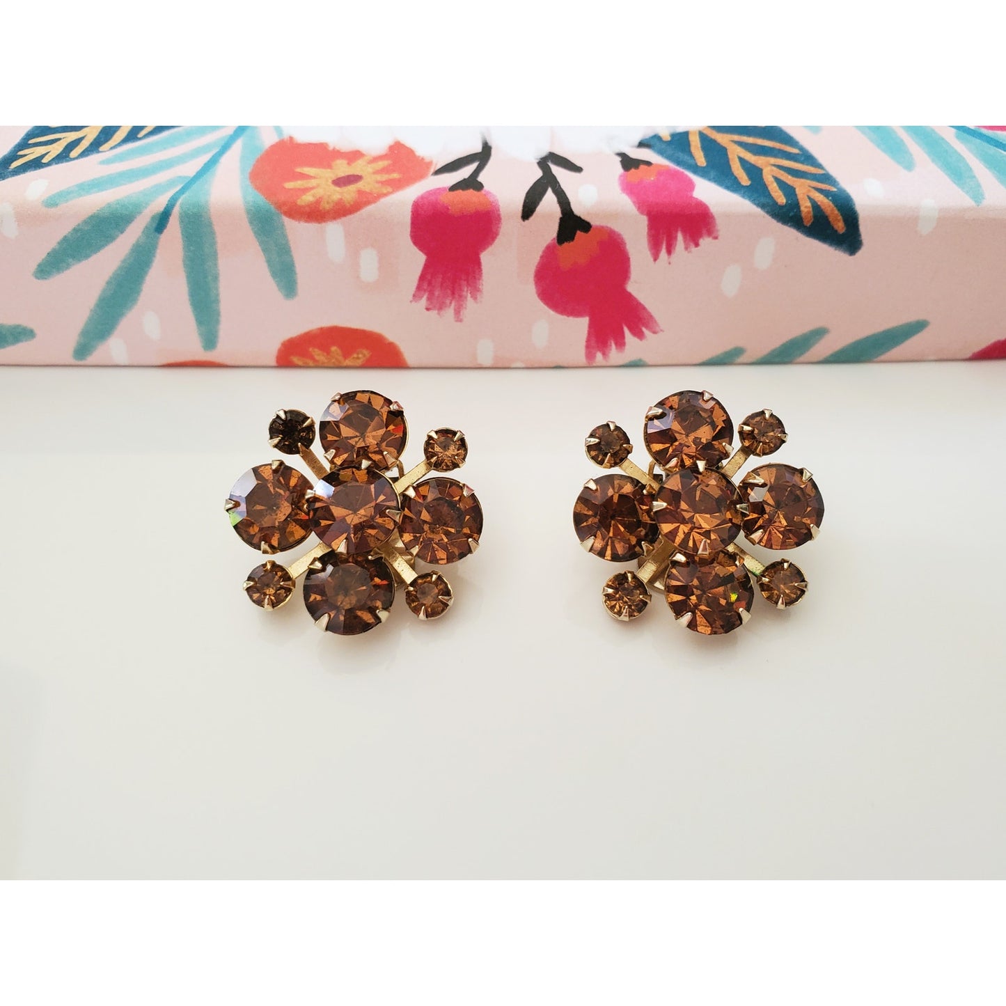 Vintage Weiss Amber Topaz Rhinestone Clip On Earrings