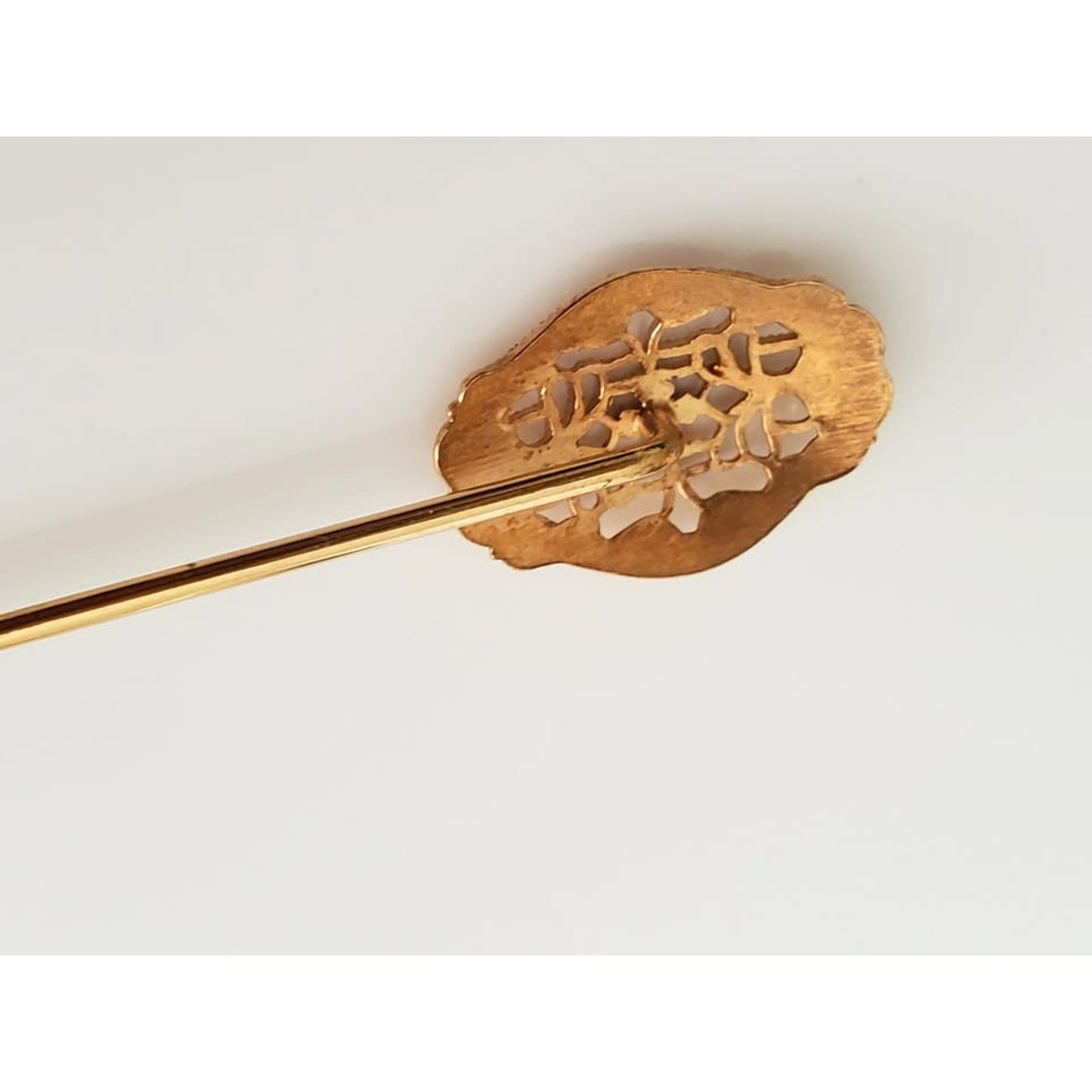 Vintage Art Deco Filigree Lapel Pin